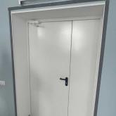 Противопожарная дверь с рамой в обхват