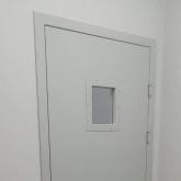 Рентгенозащитная дверь с остеклением