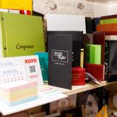 изготовление брендированных пакетов, подушек, магнитов и зонтов.