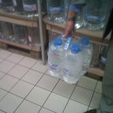 Ручка-лента на упаковках с напитками, 4 штуки 5 литровых бутылок