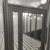 Дверь алюминиевая