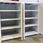 Стеллажи с дверьми