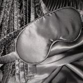 маски для сна из натурального шелка оптом от 10 шт