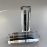 Заливка плавких стержней в полимерную смолу для образцов производственной компании