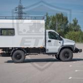 Бортовой  атвомобиль со  сдвоенной кабиной 4х4 на 7 мест  и  краном  пикапом