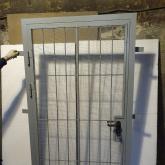 Дверь для магазина