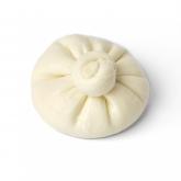 Сыр Буррата Алтайская от Двух Сыроваров. Мягкая сырная масса, производимая из коровьего молока. Представляет собой мешочек из теста моцареллы наполненный страчателлой.