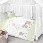 Комплекты постельного белья для новорожденных от Baby Dreams - это настоящая забота о настроении и здоровом сне даже самых маленьких-детей, постельное белье для новорожденных с простыней на резинке 120х60 см, произведено из высококачественной ткани сатин, это популярная ткань с особым типом переплетения, когда на лицевой стороне перекрытие нитей удлиненное. Для основы идет плотная нить, а скрученная и тонкая для лицевой стороны. Происходит чередование 4х ниток основы и одной лицевой. Текстура получается бле