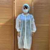 Халат одноразовый на липучке длина 110см от 38 рублей