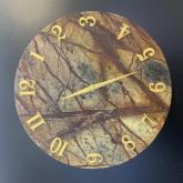 Часы из натурального камня