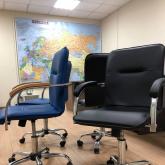 Медицинские стулья.