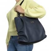 Объемные сумки с множеством удобных карманов!