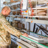 Общество с ограниченной ответственностью «КОНТУР» ОКВЭД 25.12 производство металлических дверей и окон