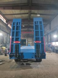 Прицеп с аппарелями для перевозки дорожно-строительной техники до 40,0 тонн