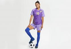 Женская футбольная форма