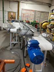 Конвейер прямой на ПВХ ленте с толкателем АПК-18.2-23 для хлеба