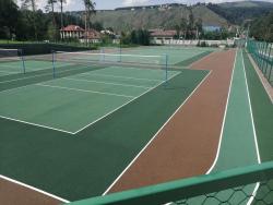 спортивная площадка