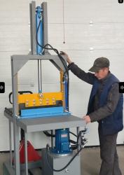 Гильотина 600х400 мм