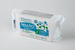 Хозяйственное мыло «Люкс»  применяется для ручной стирки изделий из различных типов тканей, удаления  пятен. Мыло изготавливается из натурального сырья, благодаря чему обладает высокой моющей способностью и образует обильную пену, не раздражает кожу и не вызывает аллергических реакций  Состав: натриевые соли жирных кислот натуральных жиров и масел, вода, сода кальцинированная, антал, парфюмерная композиция.
