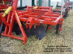Бороны дисковые БДМ-А (подшипниковый узел снаружи сферы диска) четырехрядные от 2,4 до 9,3 метров