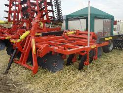 Бороны дисковые БДМ-А (подшипниковый узел снаружи сферы диска) четырехрядные от 2,4 до 9,3 метров