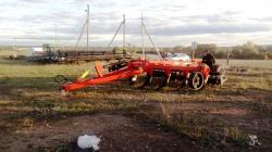 Плуги чизельные со стойкой параплау ПЧП шириной захвата от 2,3 до 6 метров