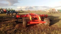 Плуги чизельные со стойкой параплау ПЧП шириной захвата от 2,3 до 6 метров