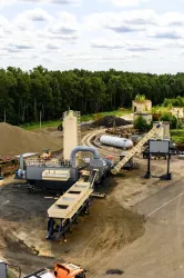 Концепция заводов Stanver Flow дает вторую жизнь отслужившему асфальту, оптимизируя применение природных ресурсов с использованием до 50% вторичного сырья - регенерированное асфальтовое покрытие (РАП) в готовой продукции. 