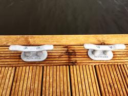 швартовная утка белая