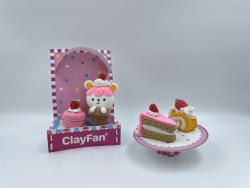 Инструкции по лепке и картонный макет есть в наборе