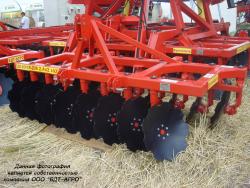 Бороны дисковые БДМ-А (подшипниковый узел снаружи сферы диска) двухрядные, шириной захвата от 1,2 до 9,3 метров