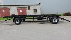 Тракторный прицеп-шасси