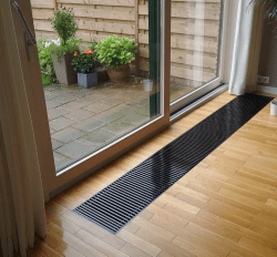 Внутрипольный конвектор черный