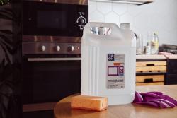 Предназначен для чистки посуды, кастрюль, сковородок, противней, кухонных плит, духовых шкафов, грилей, коптилен, фритюрниц, вытяжек, микроволновых печей, пароконвектоматов, решеток барбекю, шампуров.