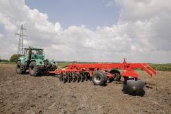 Борона-плуг батарейная дисковая тяжелая серии БПТ ДЕМЕТРА® от 4,2 до 6 метров