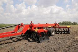 Борона-плуг батарейная дисковая тяжелая серии БПТ ДЕМЕТРА® от 4,2 до 6 метров