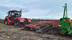 Бороны дисковые БДМ-А (подшипниковый узел снаружи сферы диска) двухрядные, шириной захвата от 1,2 до 9,3 метров