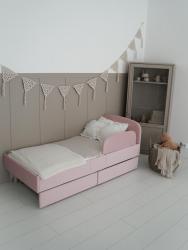 Детская кровать "Классическая"велюр, цвета розовый, серый, бежевый