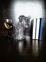 тигр серебристый вид сзади