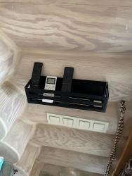 Полочка настенная 300х95х70 (ДхГхВ). Подходит также для ванной комнаты под хранение различных средств гигиены.