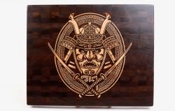 Торцевая разделочная доска со вставкой.