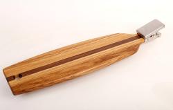 Доска для чистки рыбы с зажимом.