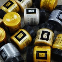 Линейка акриловых красок-металликов Деколор