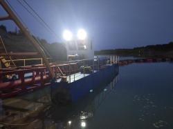 Земснаряд 1750/50 ночью