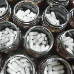 Капсулирование сырья  - (витамины, БАД, пищевые добавки, спортивное питание, растительные экстракты и др.) в твердые желатиновые капсулы размера #0