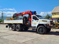 Автомобиль бортовой с КМУ и люлькой на шасси УРАЛ Next (модель Borus 4621)