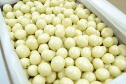 Манго в белой шоколадной глазури, 3 кг.