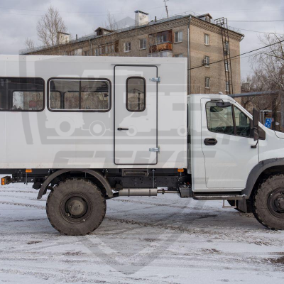 Вахтовый автобус на базе ТС  SADKO NEXT C41A23 4х4
