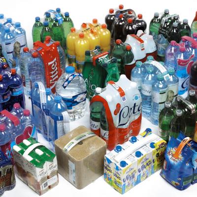 примеры использования Ручки для переноски товара с разной продукцией.