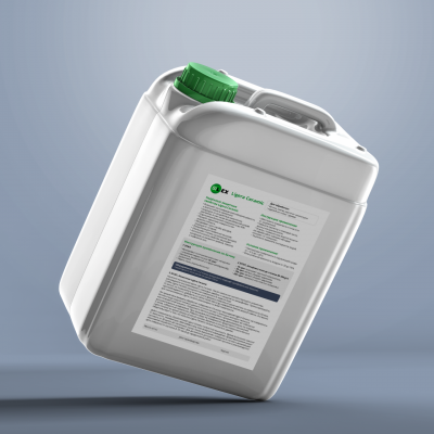 LIGERA не просто создает пленку на повехности изделия, но и внутри изделия, он проникает глубоко внутрь до 3,5 сантиметров,  создавая новые прочные нерасстворимые связки.  В результате химической реакции между LIGERA и известью, находящейся в цементе, образуется силикат кальция. Силикат кальция очень прочный и плотный материал, после твердения не растворимый. Например кусок негашеной извести, обработанный LIGERA, становится настолько прочным, что его можно полировать.  Водопроницаемость изделия уменьшается 